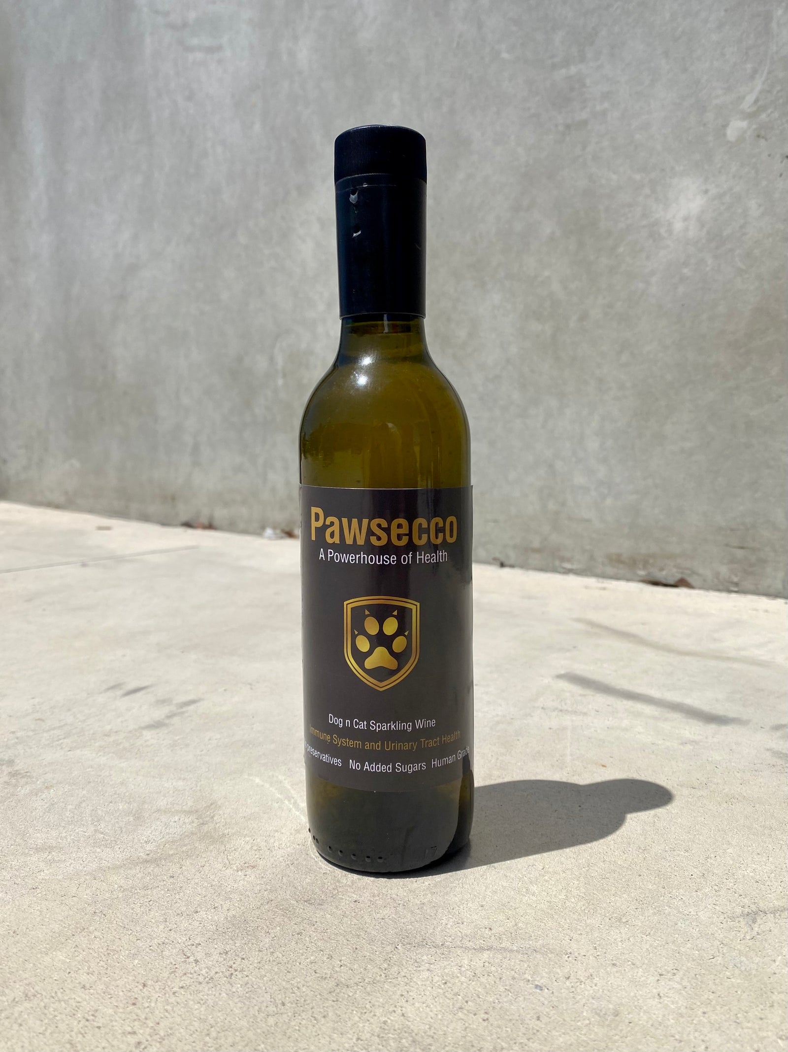 Pawsecco