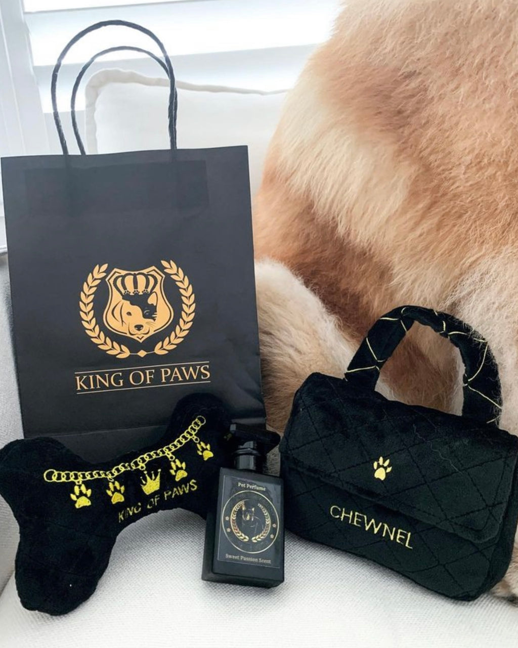 Chewnel Classic Black Toy Purse